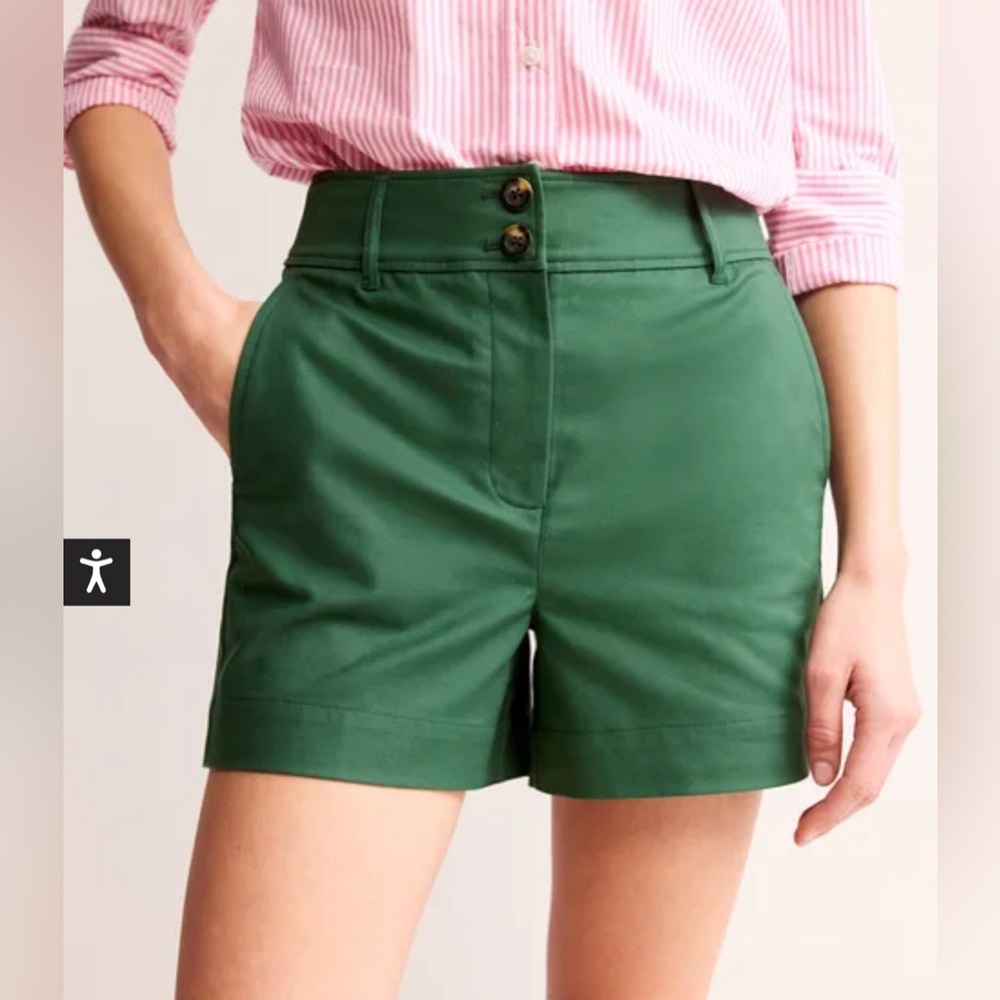 Boden High-Waist Cotton Blend Shorts in Forest Green